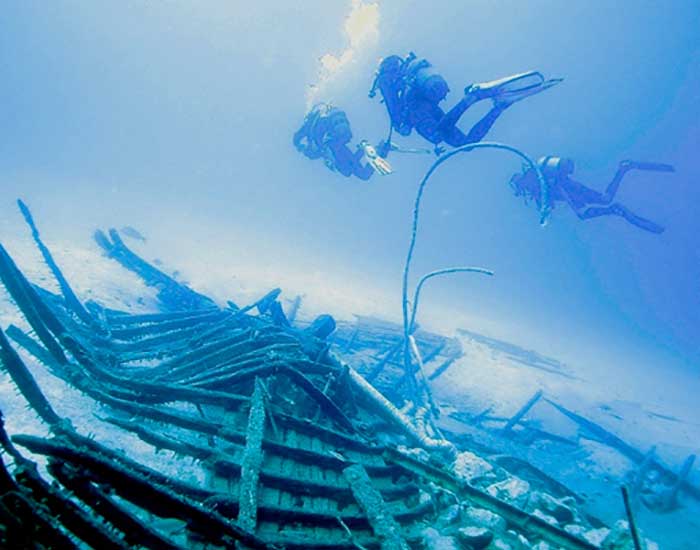advanced-open-water-diver-course-vip-diving-dubai-1
